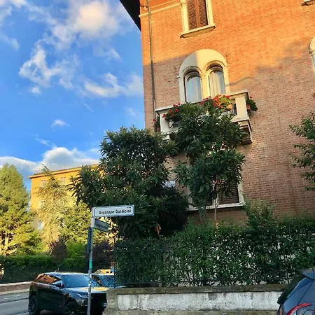 Bosco Bianco بولونيا